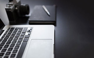 娱乐圈的塑料人设：顶流数据梦幻，不如小米机器人实干