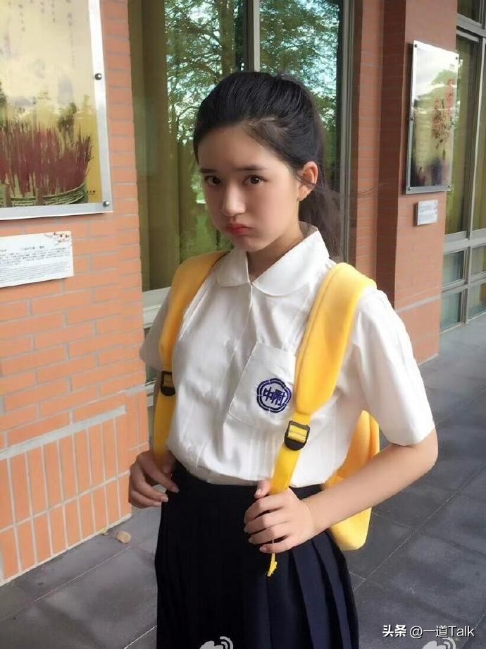 阅兵明星名单_德不配位流量明星_哪个明星爆不出来黑料,