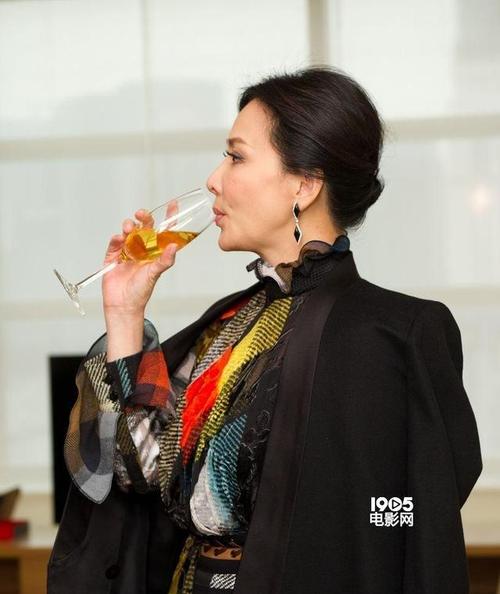 娱乐是个圈_娱乐没有圈电视剧_娱乐圈谁最能喝