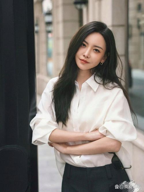 英气美女明星_女明星 英气_明星女气质