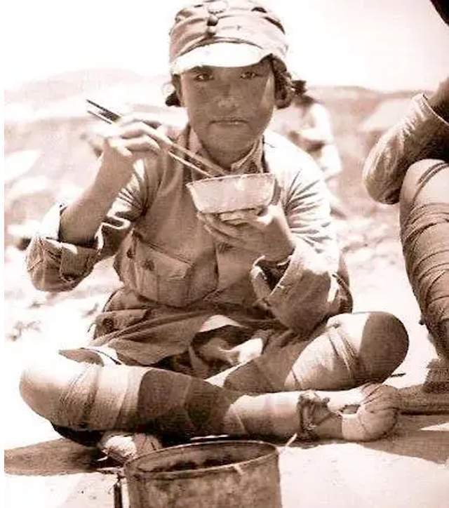 医美网红脸_当过兵的女明星_影视剧女兵形象