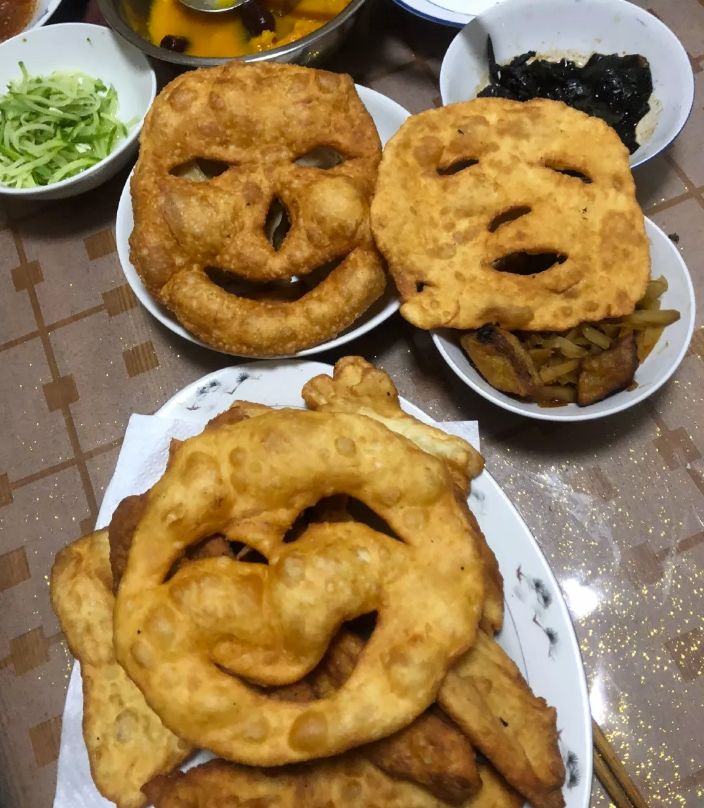 疫情期间居家美食制作_宅家黑暗料理教程_黑暗料理王网红,