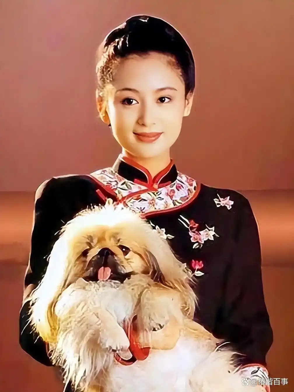 杨超越面相富贵命_景甜人间富贵花气质_旺夫面相的女明星