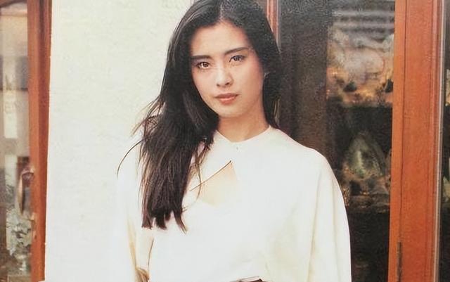 中国最美明星榜单 2023  女明星颜值排名  林志玲 迪丽热巴 王祖贤_中国十大的女明星排名榜